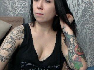 Inessa97 bongacams