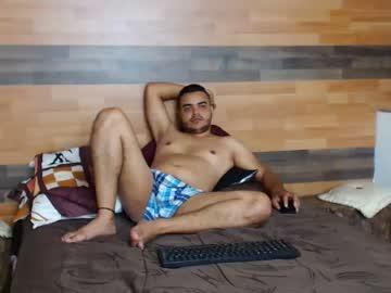 isaachotxx chaturbate