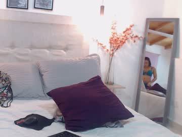 jenni_mila chaturbate