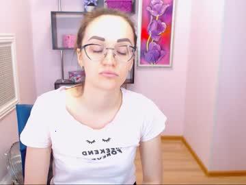 jennysweetmoon chaturbate