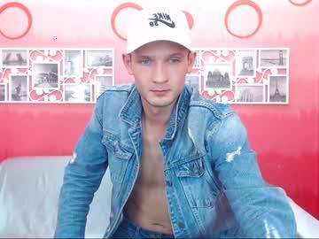 jeremiahlove chaturbate