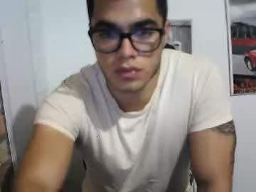 jhonylatin01 chaturbate