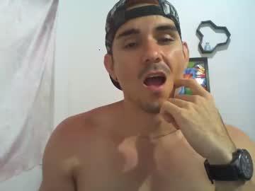 jhosh323 chaturbate