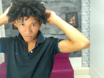 johnnyhottx chaturbate