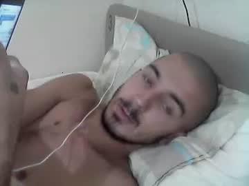 johnybeyy chaturbate