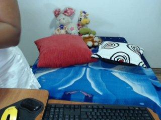 Joselinblack bongacams