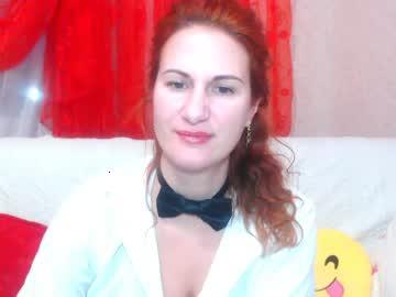 julia_curly chaturbate