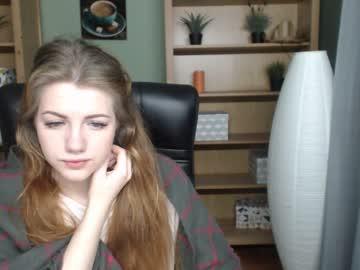 julia_midnight_star chaturbate