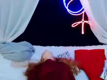 juliamiler chaturbate