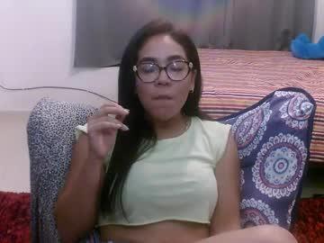 julstrawberry chaturbate