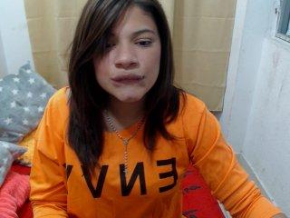 kandraHot20 bongacams