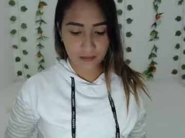 karlacutee chaturbate