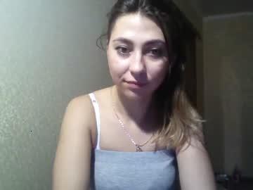 karolinka2018 chaturbate