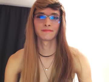 kelseydoll chaturbate