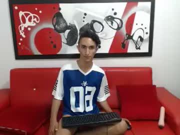 kevinfox18 chaturbate