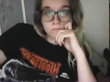 kezzigarms chaturbate