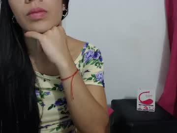 khaleesilyons chaturbate