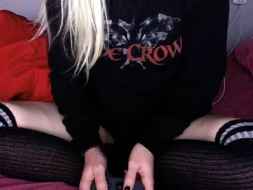 kinkykira96 chaturbate