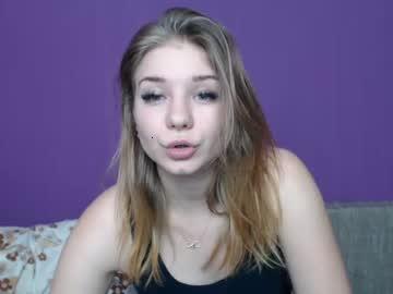 kira_luxury chaturbate