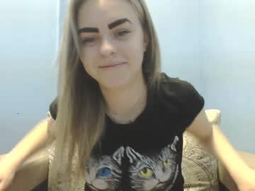 kis_lisa_x chaturbate