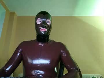 latexbreath chaturbate