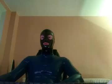 latexbreath chaturbate