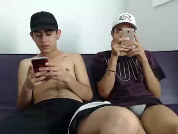 latinsexyboy_7 chaturbate