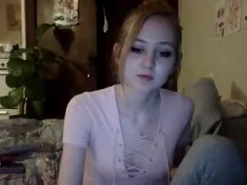 lemonsqueeziie chaturbate