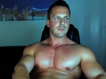 leoboyf4f chaturbate