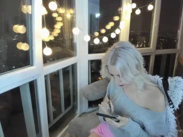 liitleblond chaturbate