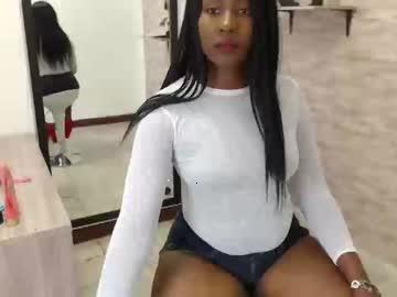 linda_kross chaturbate