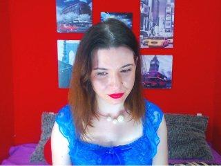 LittleLilyB bongacams