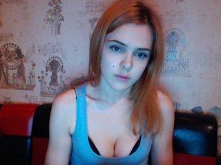 LittleShyGirl bongacams