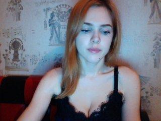 LittleShyGirl bongacams