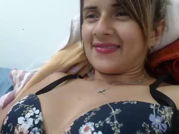 little_star18 chaturbate