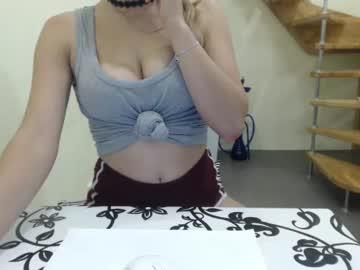 littleviolett18 chaturbate