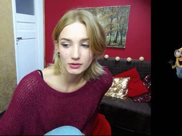 lovellylena chaturbate