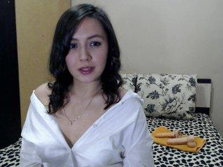 LuckyJulietta bongacams