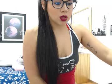 lucy_hot_lips chaturbate