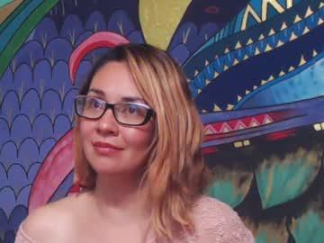 lucy_mia chaturbate