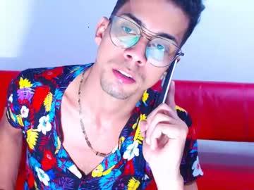 luisfertenderboy chaturbate