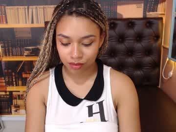 lya_bradley chaturbate