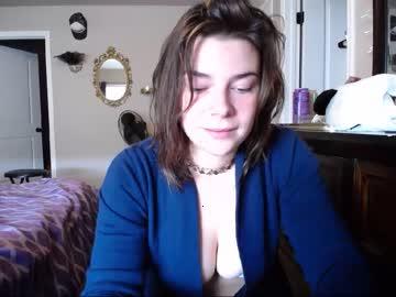 mackenziexxmoans chaturbate