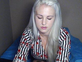 Maddylove22 bongacams