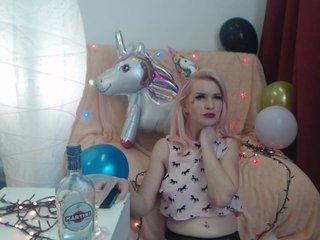 Malvina-L0ve bongacams