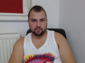 manwithbeardxo chaturbate