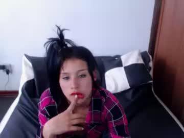 mari_25 chaturbate