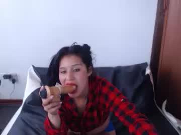 mari_25 chaturbate