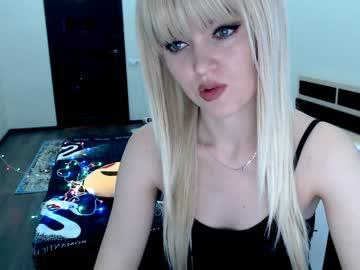 mayerjulia chaturbate