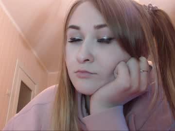 melonyfoxy chaturbate